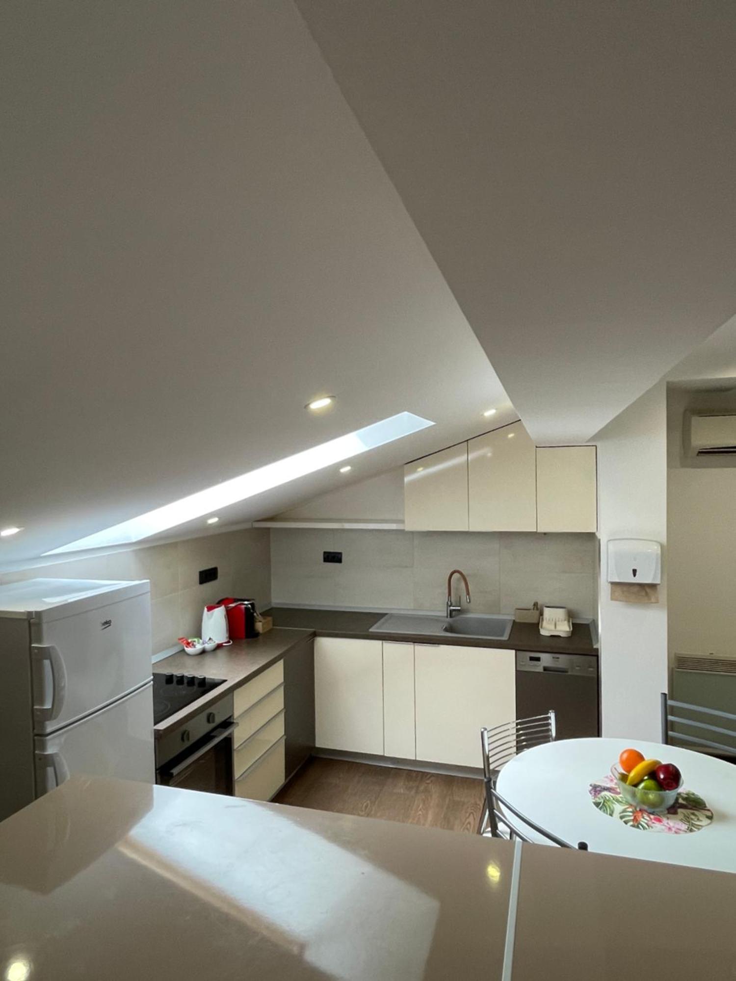 Joy Apartment 6 Belgrado Exterior foto